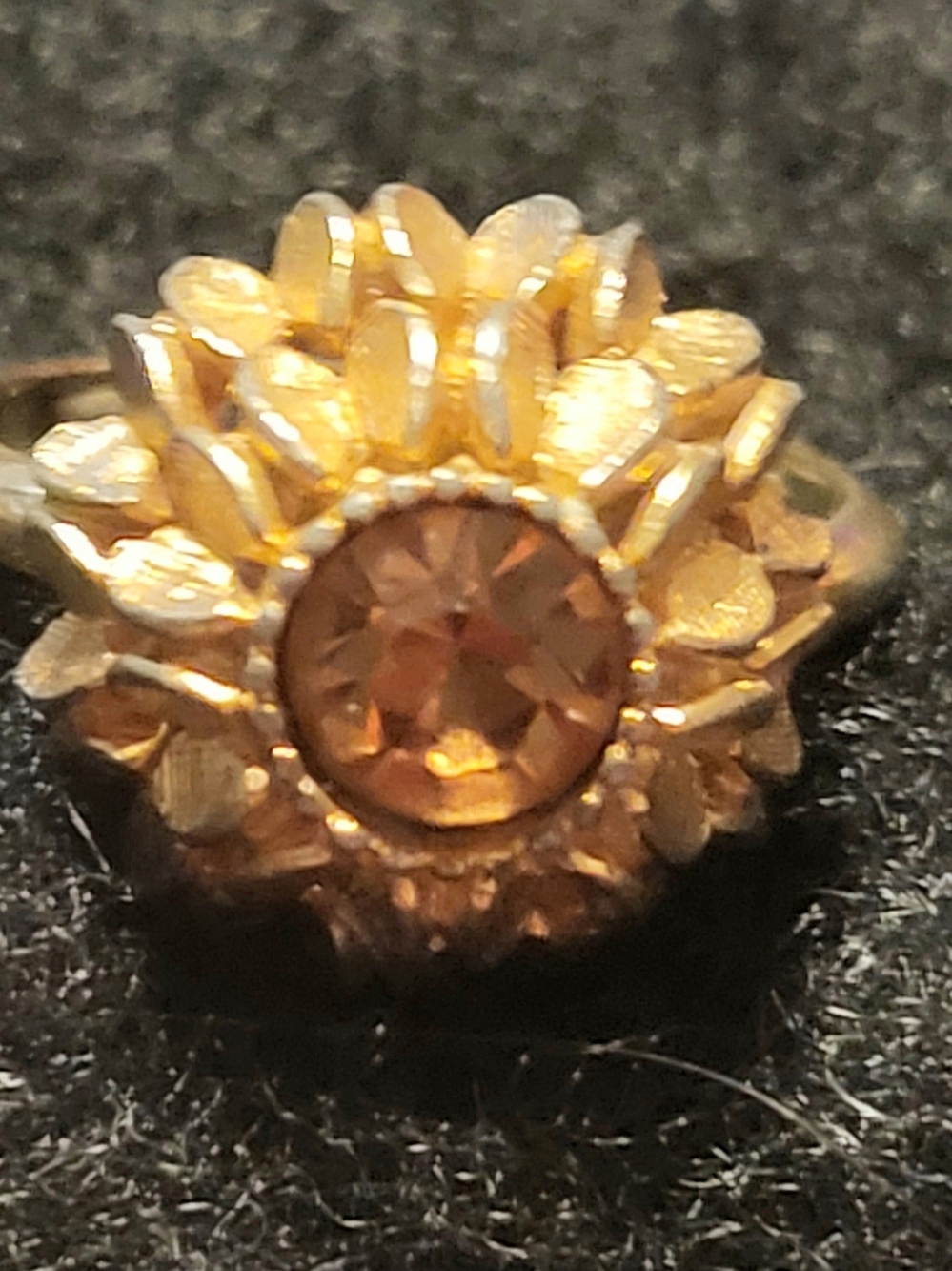 Vintage 1970's Avon Sunflower Ring